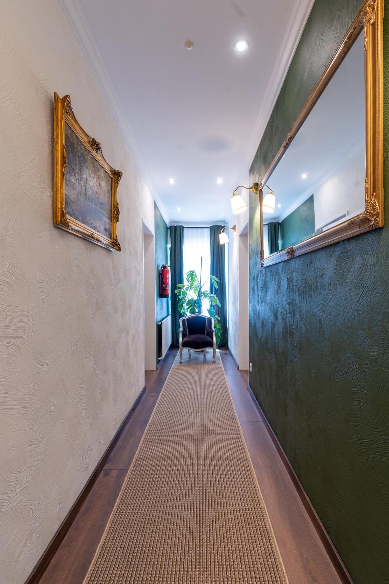 Jupa'S Hotel Dusseldorf Ngoại thất bức ảnh